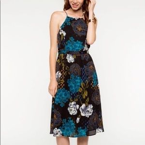 Everly high neck M floral knee length dress